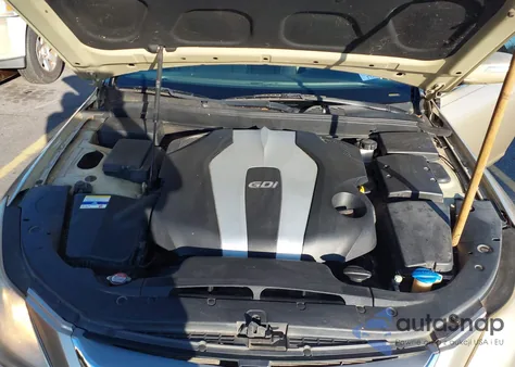 2012 Hyundai Genesis 3.8 z USA, uszkodzony, nr VIN KMHGC4DD3CU178259